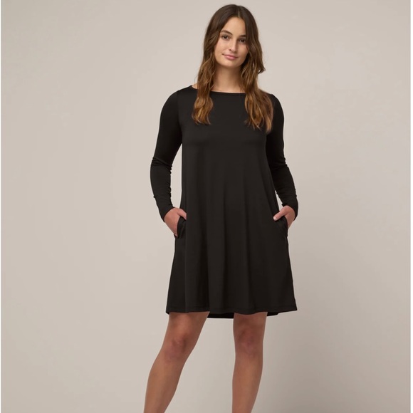 Wool& Dresses & Skirts - Wool& Rowena merino long sleeve swing black dress size Small, Regular EUC